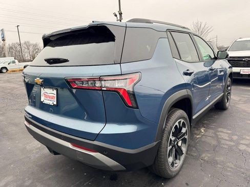 New 2026 Chevrolet Equinox LT image 3