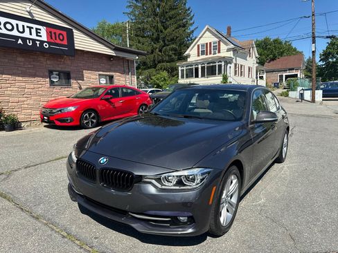 Used 2017 BMW 330i xDrive Sedan AWD/4WD image 2