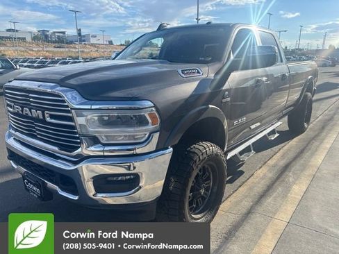 Used 2020 RAM 3500 Laramie AWD/4WD image 3