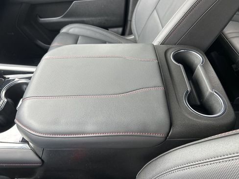 Used 2025 Chevrolet Suburban RST w/ Comfort Package image 38