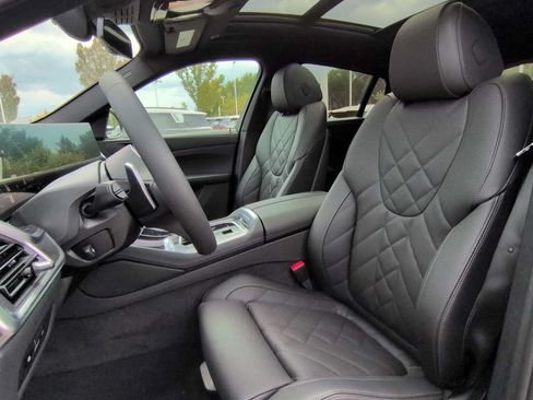 Used 2026 BMW X6 xDrive40i w/ Premium Package AWD/4WD image 17
