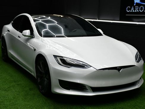 Used 2017 Tesla Model S 100D image 5