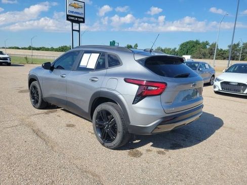 Used 2025 Chevrolet Trax ACTIV w/ Driver Confidence Package FWD image 23