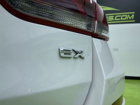 Used 2020 Kia Optima Premium image 14