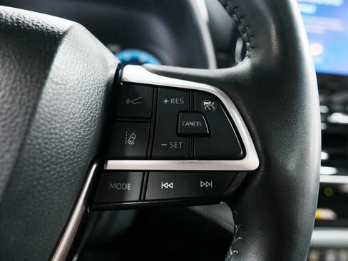 Used 2023 Toyota Highlander Platinum AWD/4WD image 24