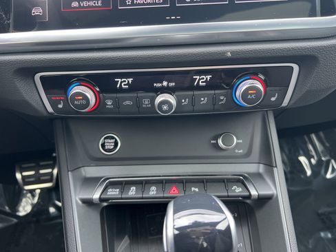 Used 2025 Audi Q3 2.0T Premium Plus w/ Premium Plus Package image 20