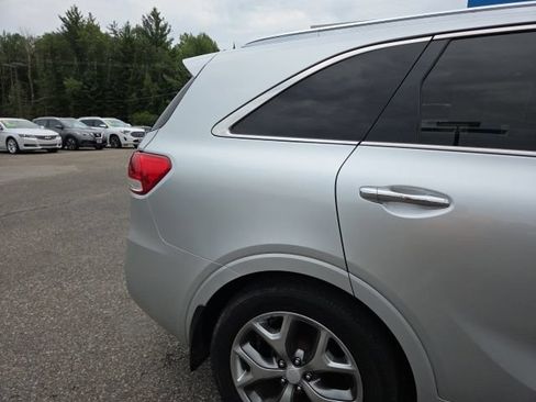 Used 2016 Kia Sorento SX AWD/4WD image 12