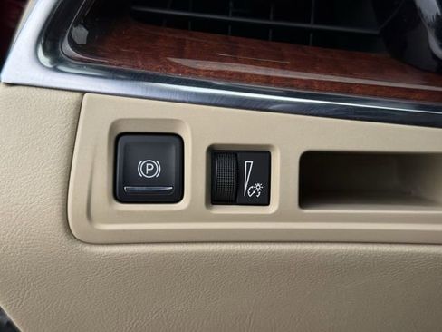 Used 2017 Cadillac XT5 Luxury w/ Driver Awareness Package FWD image 23