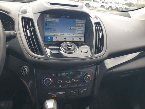 Used 2017 Ford Escape Titanium AWD/4WD image 16