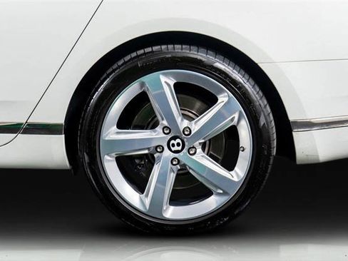 Used 2016 Bentley Mulsanne Speed image 20