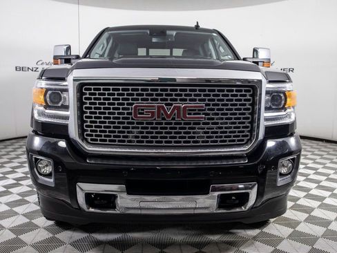 Used 2017 GMC Sierra 3500 Denali image 5