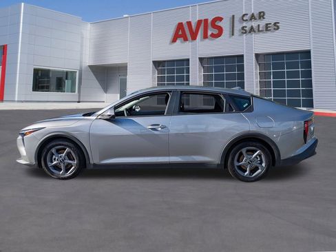 Used 2025 Kia K4 LXS image 10