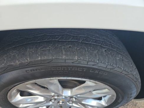 Used 2018 Chevrolet Traverse High Country image 11