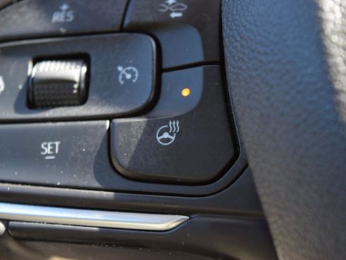 Used 2021 Buick Envision Avenir AWD/4WD image 23