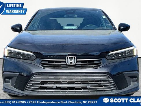 Used 2022 Honda Civic Sport image 2