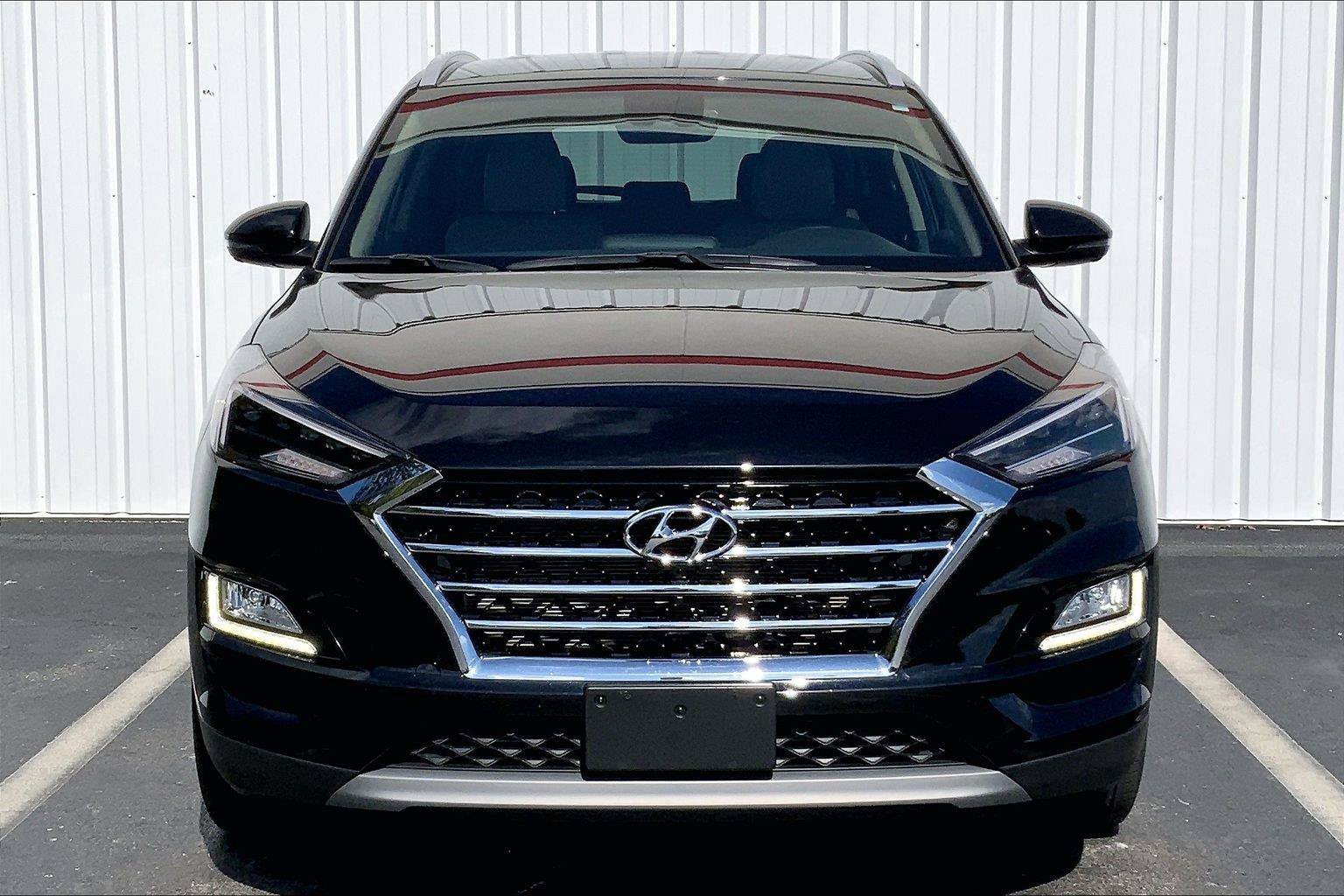 Used 2021 Hyundai Tucson Limited FWD image 3