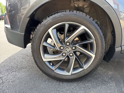 Certified 2020 Toyota C-HR Limited FWD image 51