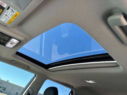Used 2023 Toyota 4Runner SR5 Premium w/ Moonroof Package image 8