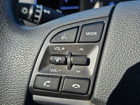 Used 2021 Hyundai Tucson SE image 18