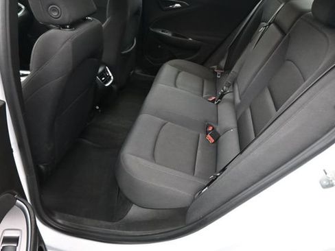 Used 2024 Chevrolet Malibu LT FWD image 19
