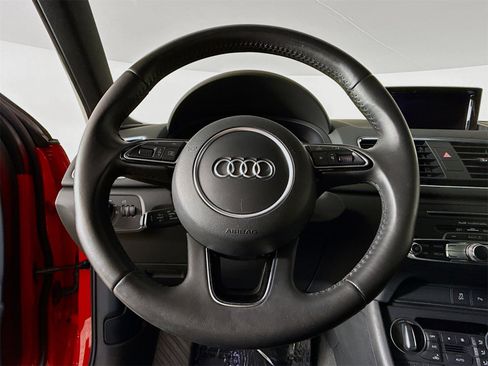 Used 2017 Audi Q3 2.0T Premium Plus image 11