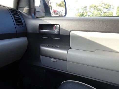 Used 2012 Toyota Sequoia SR5 image 29