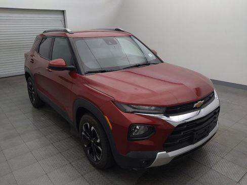Used 2021 Chevrolet TrailBlazer LT w/ Convenience Package FWD image 13