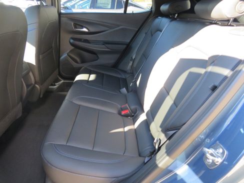 New 2026 Buick Envista Sport Touring w/ Convenience I Package FWD image 10