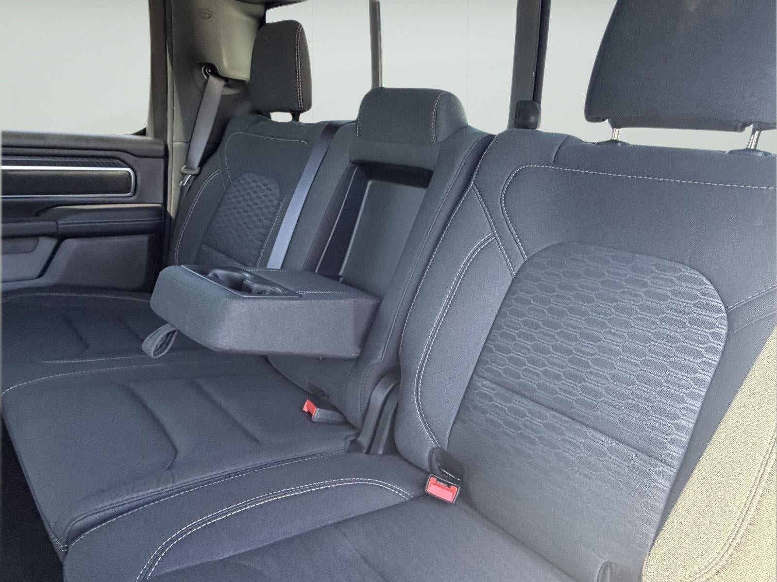 Used 2025 RAM 1500 Big Horn AWD/4WD image 33