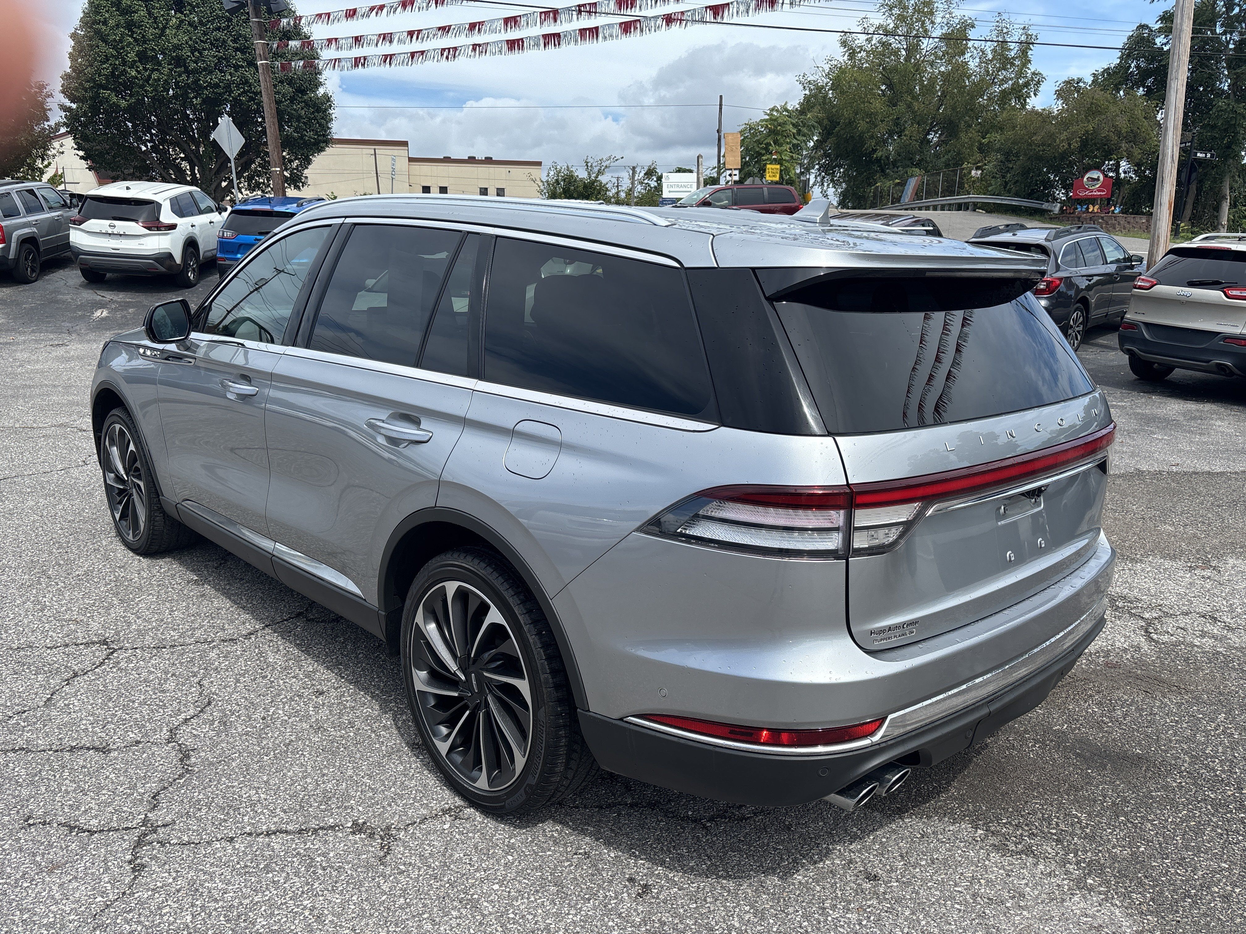 Used 2020 Lincoln Aviator Reserve w/ Equipment Group 202A AWD/4WD image 5