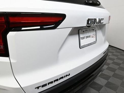 New 2026 GMC Terrain Elevation w/ Black Edition image 32