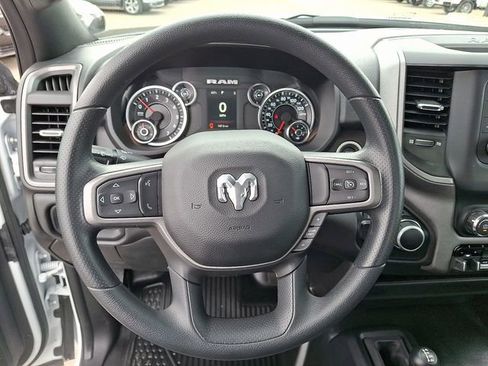 Used 2024 RAM 2500 Tradesman w/ Chrome Appearance Group image 12