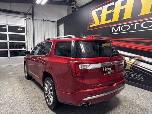 Used 2023 GMC Acadia Denali w/ Denali Ultimate Package FWD image 17