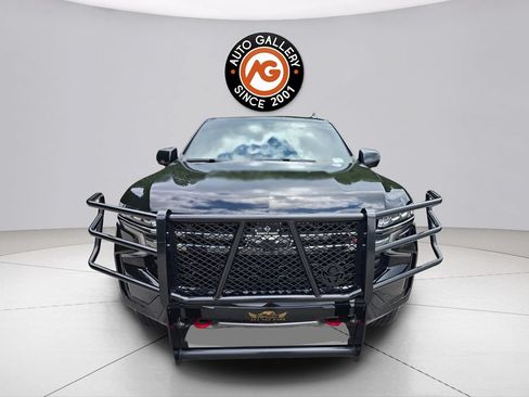 Used 2021 Chevrolet Suburban Z71 w/ Rear Media and Nav Package AWD/4WD image 9