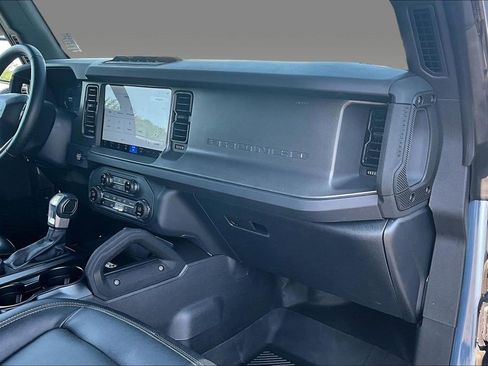 Used 2025 Ford Bronco Badlands AWD/4WD image 10