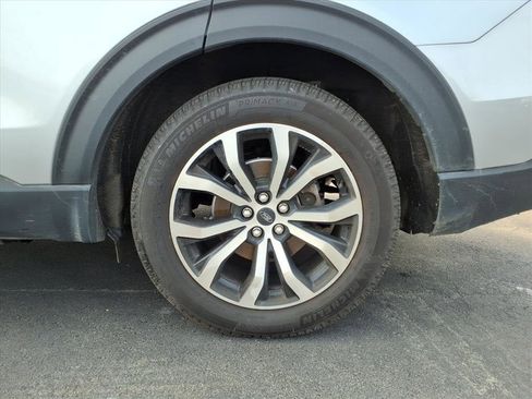 Used 2024 Ford Explorer ST-Line w/ Class IV Trailer Tow Package image 23