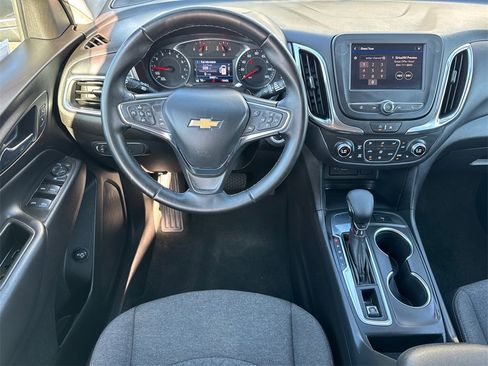 Used 2024 Chevrolet Equinox LT image 20