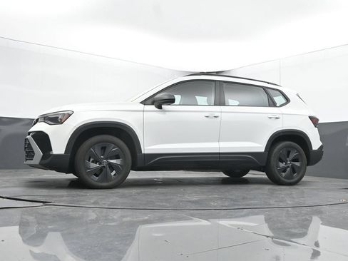 Used 2026 Volkswagen Taos S FWD image 45