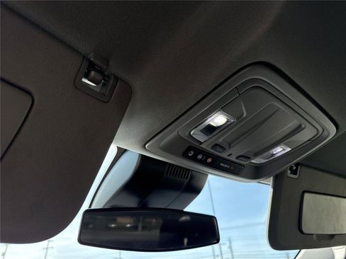 Used 2025 Chevrolet Silverado 1500 LT AWD/4WD image 6