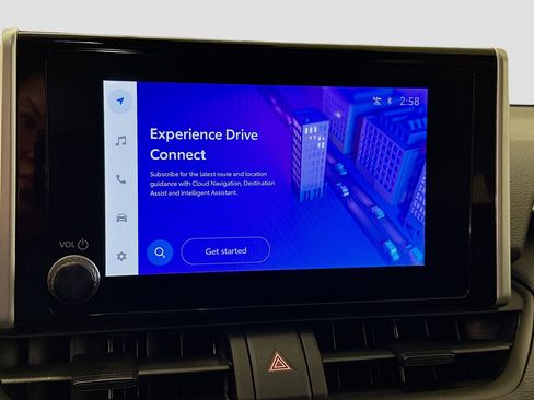 Used 2025 Toyota RAV4 XLE image 22