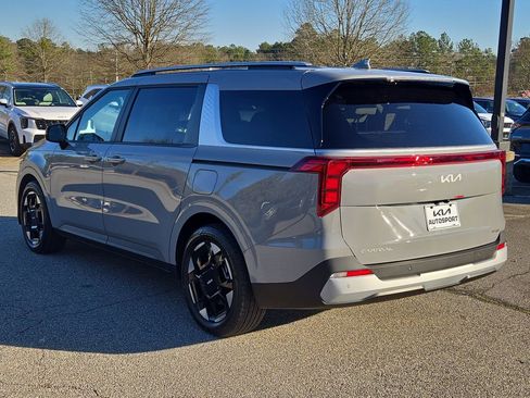 New 2026 Kia Carnival EX image 10