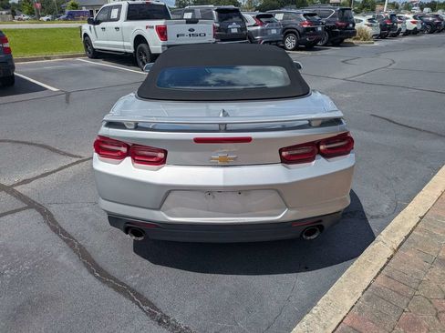 Used 2019 Chevrolet Camaro LT RWD image 6