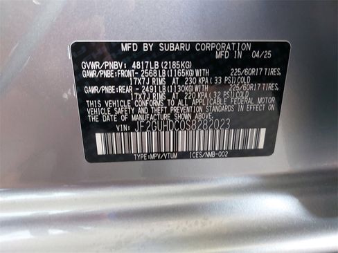 Used 2025 Subaru Crosstrek 2.0i Premium image 39