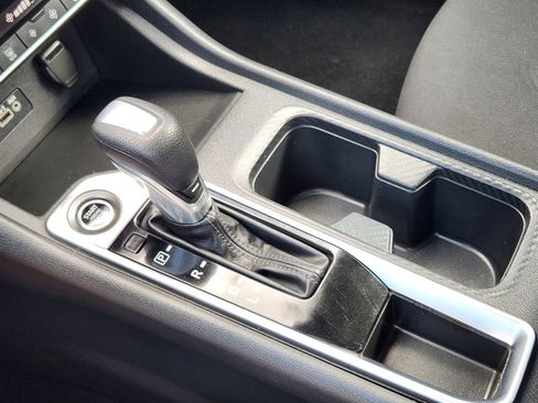 Used 2021 Nissan Sentra SV image 20