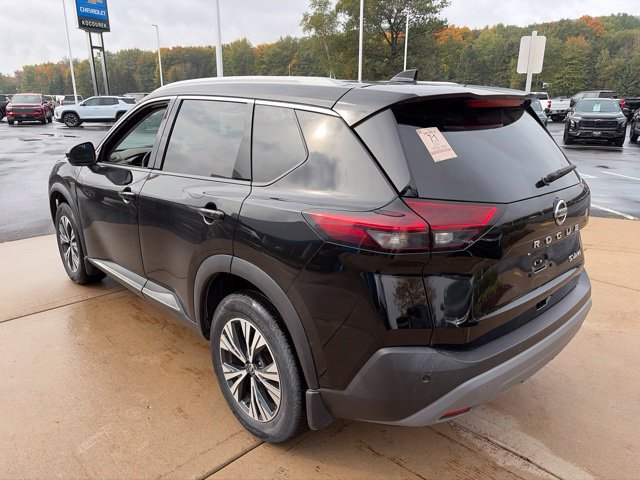 Used 2021 Nissan Rogue SV AWD/4WD image 6