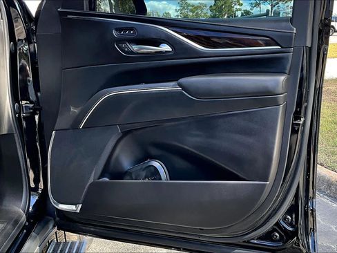 Used 2023 Cadillac Escalade Sport Platinum image 26