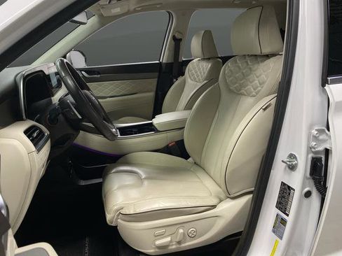 Used 2021 Hyundai Palisade Calligraphy image 4