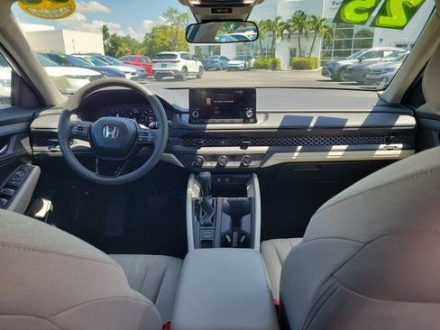 Used 2025 Honda Accord LX image 4