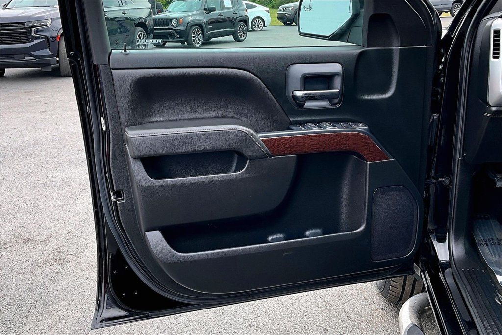 Used 2018 GMC Sierra 1500 SLE w/ SLE Value Package AWD/4WD image 23
