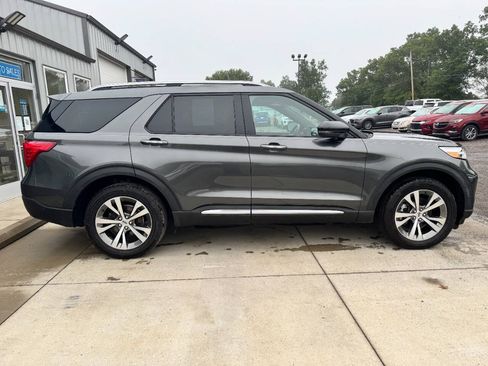 Used 2020 Ford Explorer Platinum w/ Premium Technology Package AWD/4WD image 9